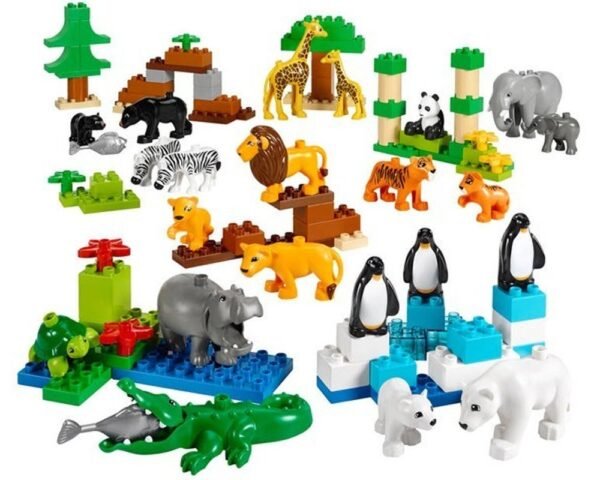 LEGO® Education Wild Animals Set - Image 2