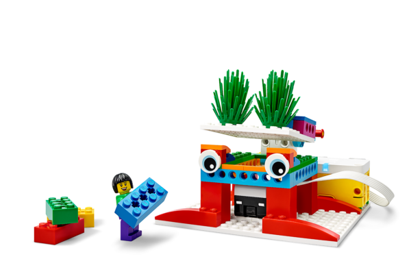 LEGO® Education SPIKE™ Essential Set - Image 18
