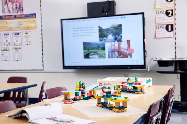 LEGO® Education Science Kit - Image 13