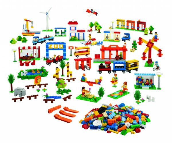 Community Starter Set - Image 2